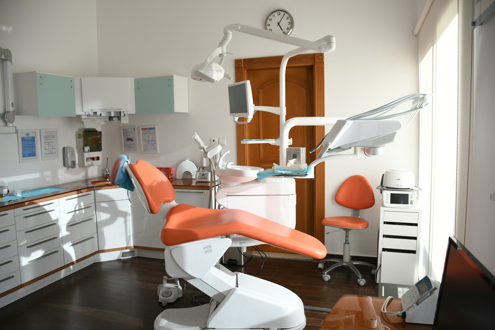 Consultório odontológico ilustrando a contabilidade para dentistas em 2026